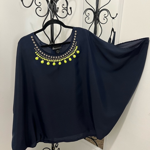 LANE BRYANT  Navy Blue Top with Neon Accents.  #037 - Picture 2 of 9
